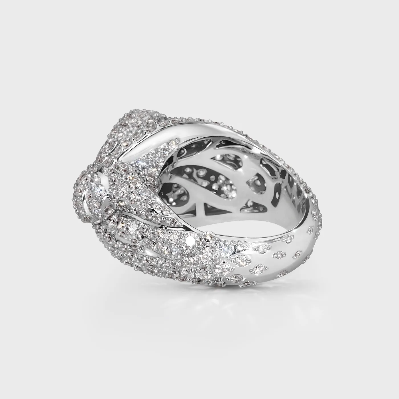 Liaison white gold ring by ValeOro with a pavé diamond dome and openwork gallery, side view