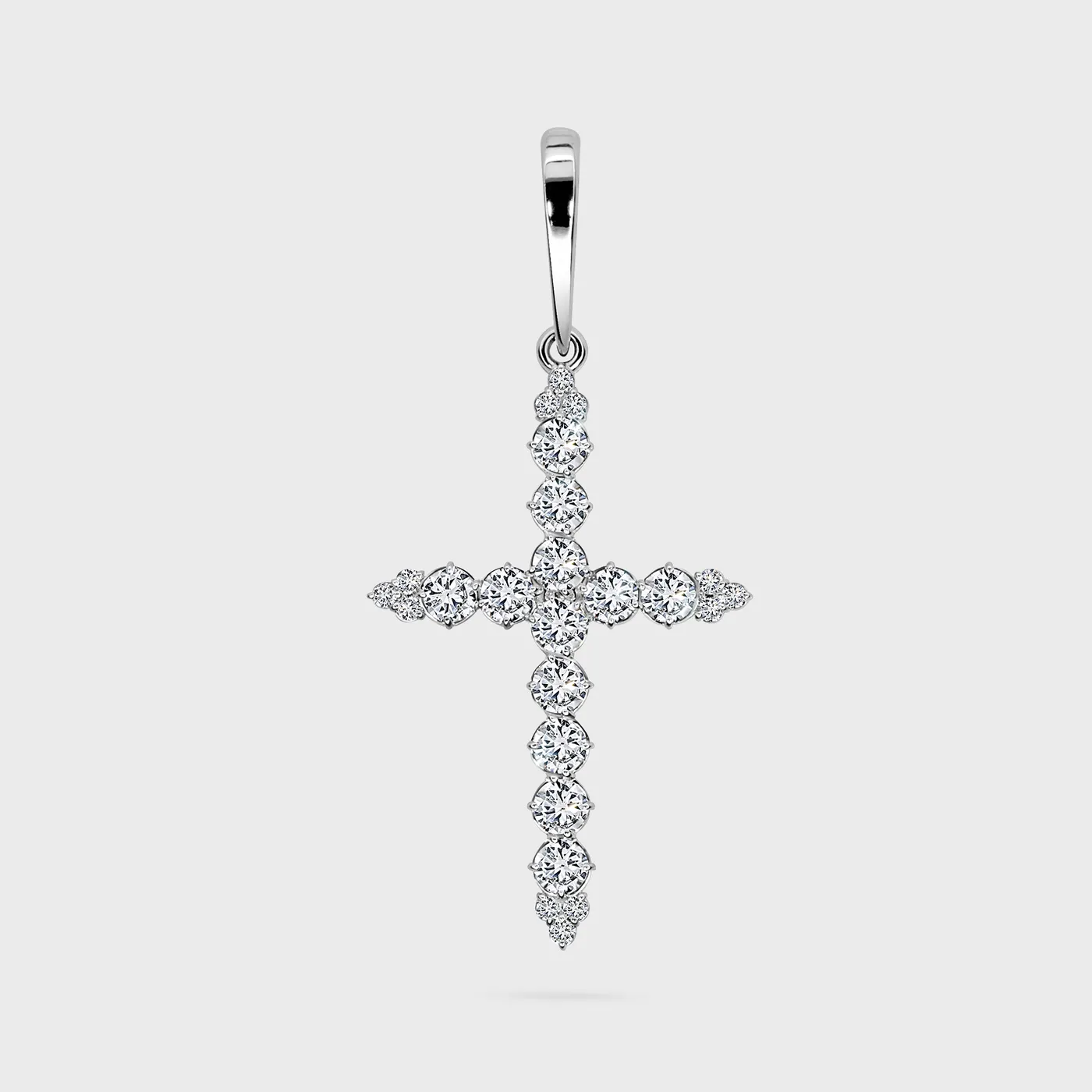 Gerbera white gold cross pendant by ValeOro with round diamonds and trefoil tips, front view