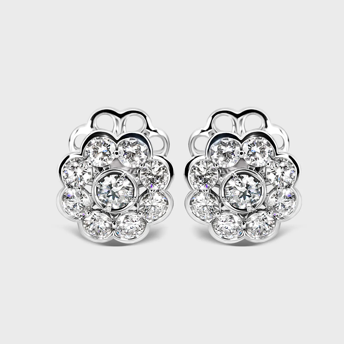 Amaryllis white gold stud earrings by ValeOro with diamonds set in a flower-shaped cluster, front view