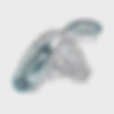 Arinsal Classic white gold ring by ValeOro with a pear-shaped aquamarine drop and openwork diamond setting, side view