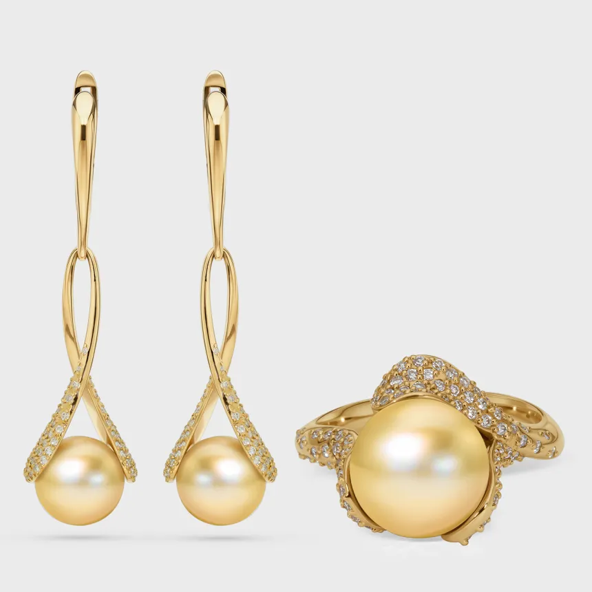 Makemo Yellow yellow gold jewelry set by ValeOro, golden pearls in diamond pavé, front view